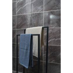Ayaklı Banyo Havluluk